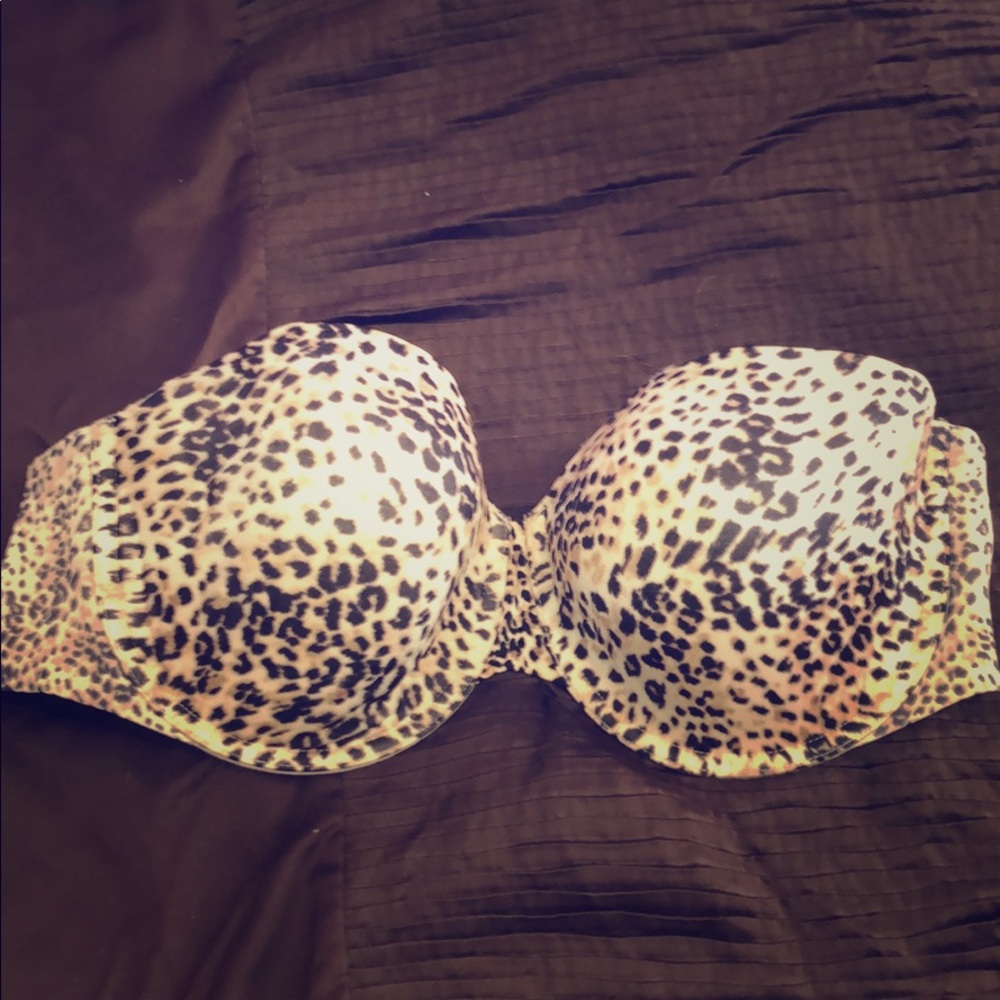Like New Victoria’s Secret Biofit Strapless Bra